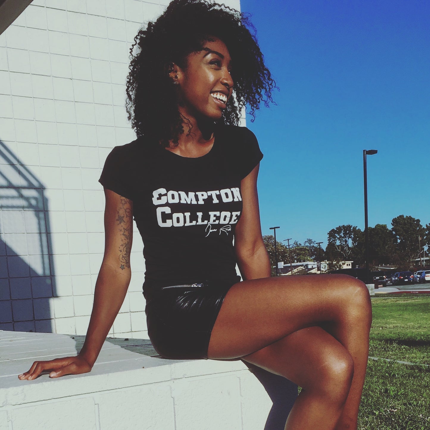 Compton College Signature Women's Tee